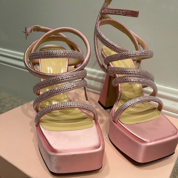 MACH & MACH 💕 - Picture 3 of 7